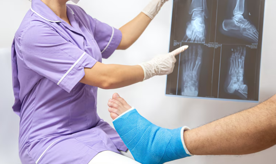 Best Orthopaedic surgeon in Greater Noida West