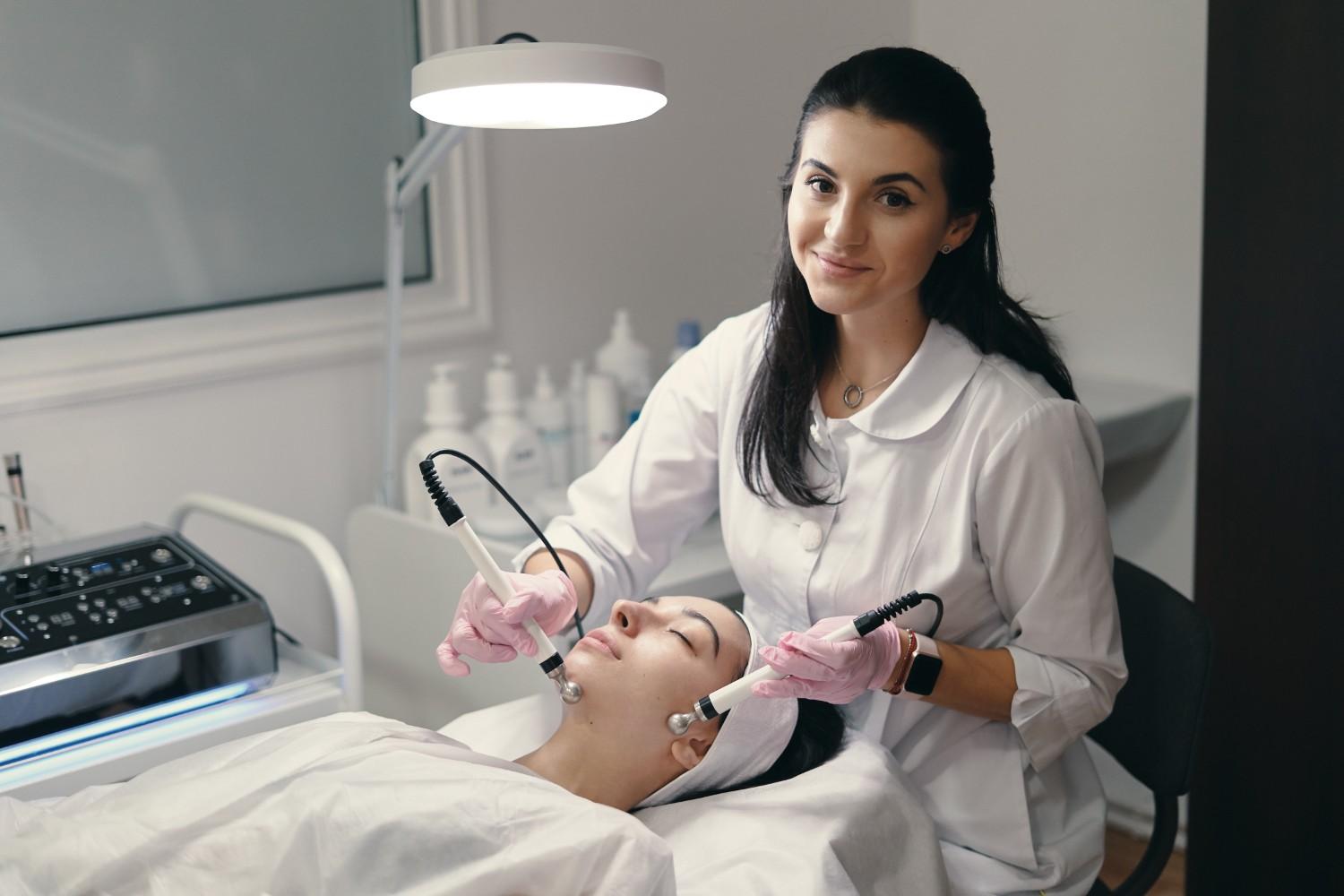 Best Dermatology Specialist in Greater Noida